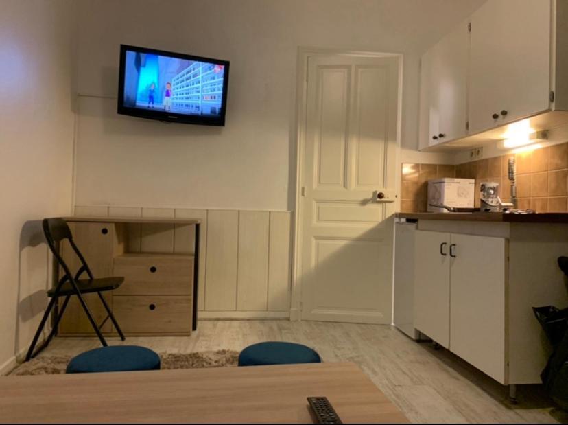 Studio Meuble Gare Ανζέρ Εξωτερικό φωτογραφία